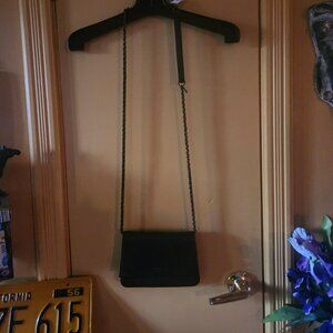 Adorable American Leather Co black purse with heavy chain & leather strap